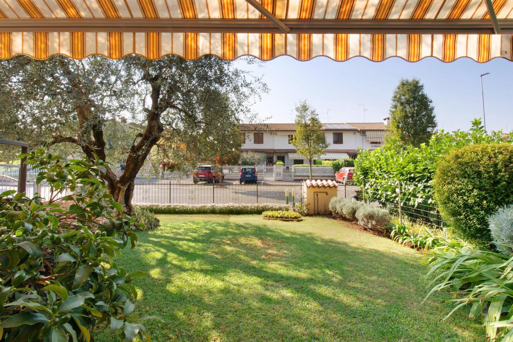 Casa Elli Villa Osio Sotto Bagian luar foto